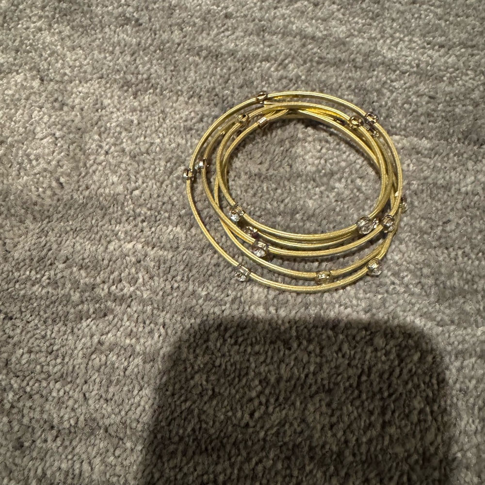 Elegant Gold Bangle Set with Crystal Accents